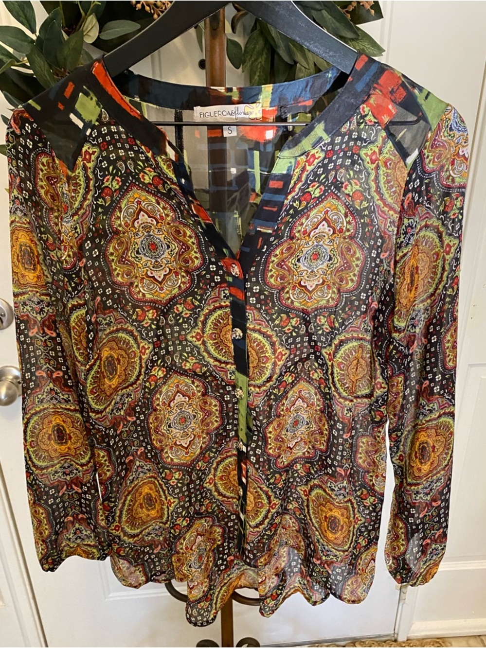 Figueroa & Flower Mixed Floral Medallion Print Sheer Button Down Shirt LS S